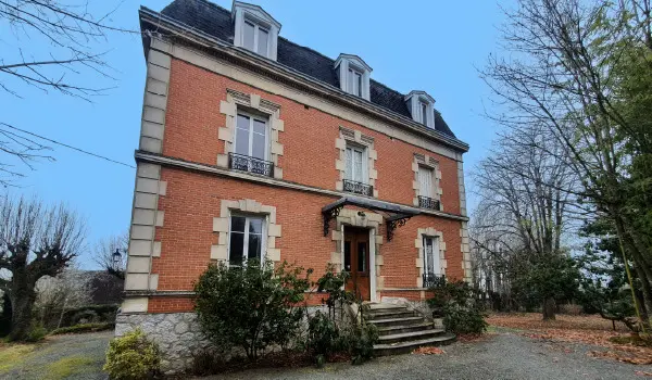 Colocation Seniors De Bourbon Lancy